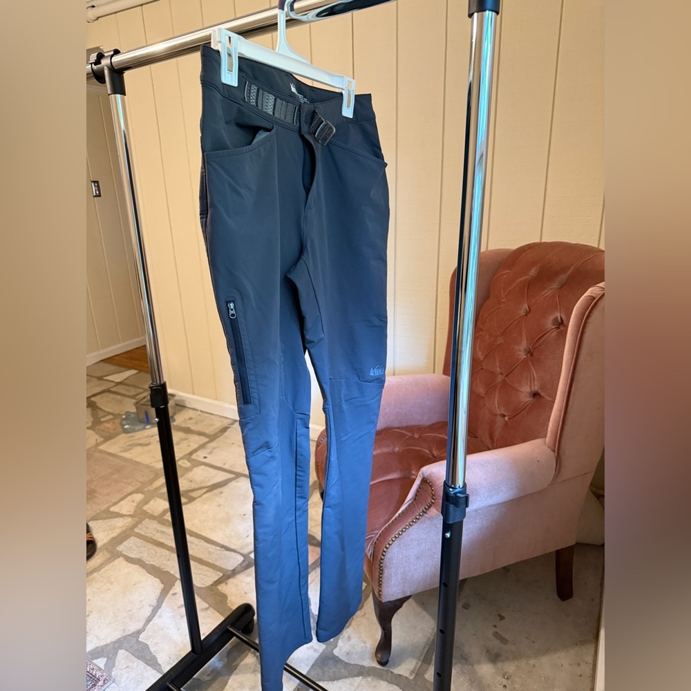 Women’s Hiking Pants